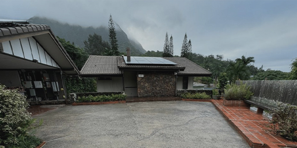image of refreshed home by Pacific Spray Wash in Maunawili.